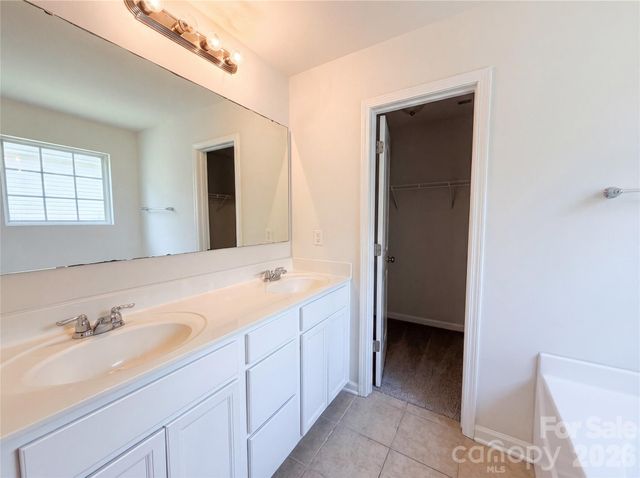 3214 Ringtail Lane, Charlotte, NC 28216