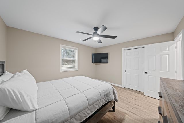 127 Freeman Lake Lane, Russell Springs, KY 42642