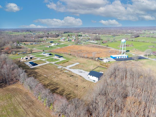 127 Freeman Lake Lane, Russell Springs, KY 42642