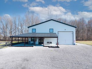 127 Freeman Lake Lane, Russell Springs, KY 42642