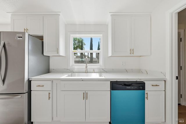 2796 8th St, Clearlake, CA 95422