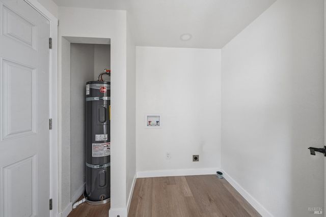 2796 8th St, Clearlake, CA 95422