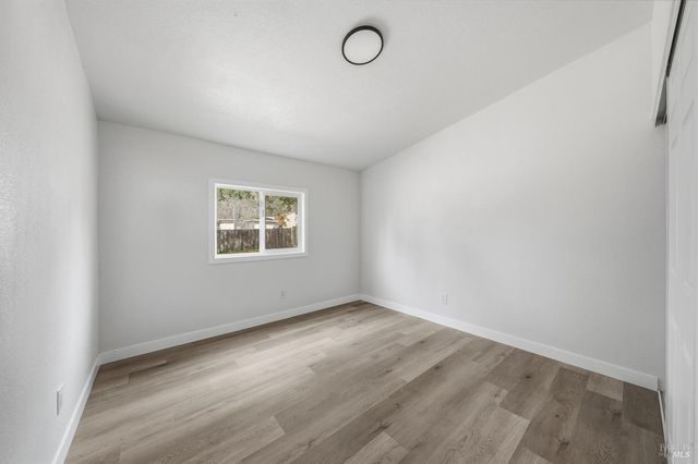 2796 8th St, Clearlake, CA 95422