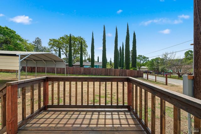 2796 8th St, Clearlake, CA 95422