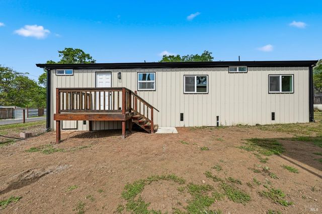 2796 8th St, Clearlake, CA 95422