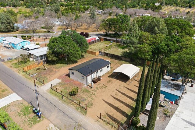 2796 8th St, Clearlake, CA 95422