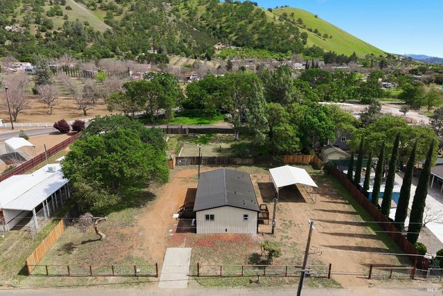 2796 8th St, Clearlake, CA 95422