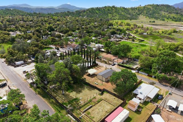 2796 8th St, Clearlake, CA 95422