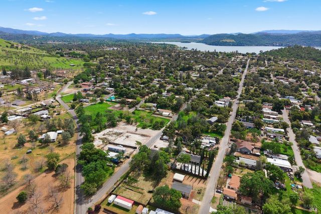 2796 8th St, Clearlake, CA 95422