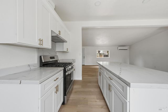 2796 8th St, Clearlake, CA 95422