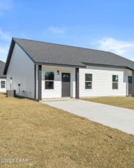 3205 E 2nd Place, Panama City, FL 32401