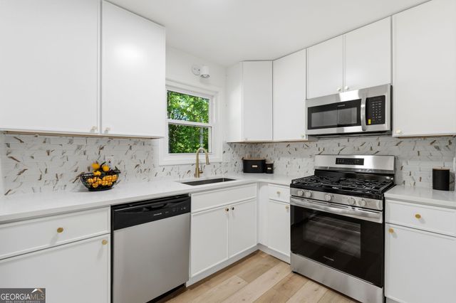 228 Brookside Drive, Dallas, GA 30132