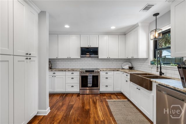 388 Hunt Drive, Savannah, GA 31406