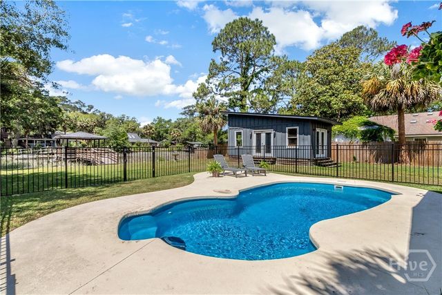 388 Hunt Drive, Savannah, GA 31406