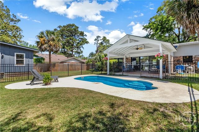 388 Hunt Drive, Savannah, GA 31406