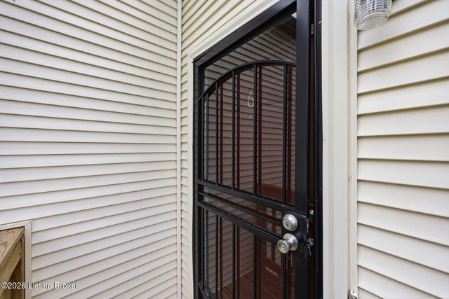 1140 S 1st St 6, Louisville, KY 40203