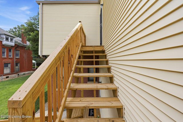 1140 S 1st St 6, Louisville, KY 40203