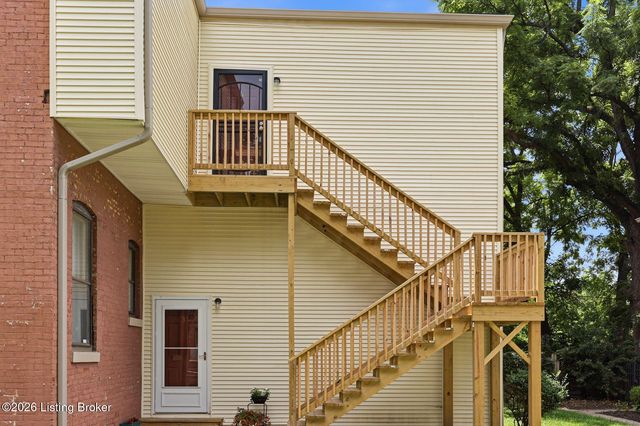 1140 S 1st St 6, Louisville, KY 40203