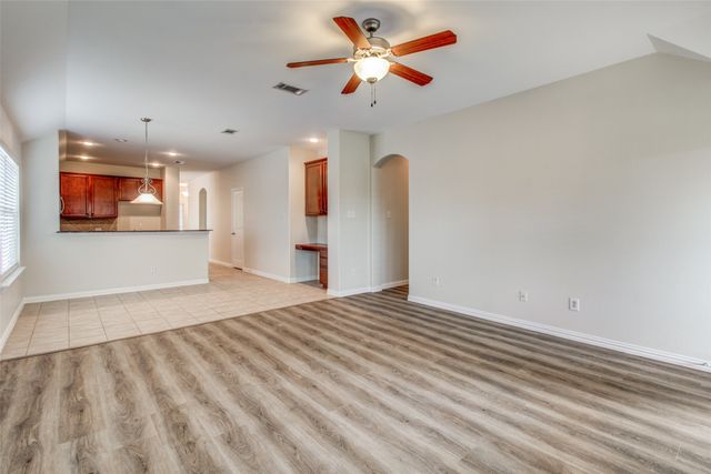 2100 Willow Creek Drive, Little Elm, TX 75068