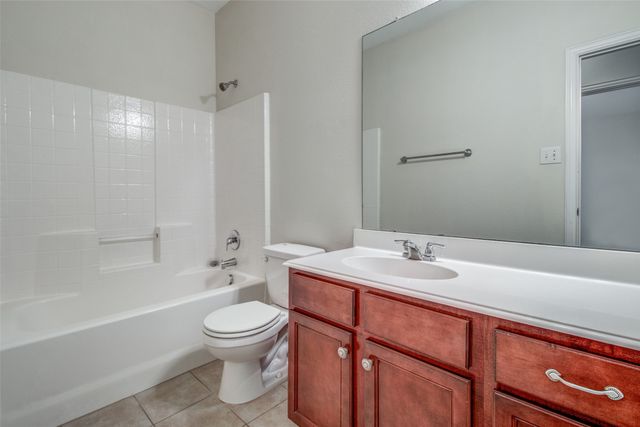 2100 Willow Creek Drive, Little Elm, TX 75068