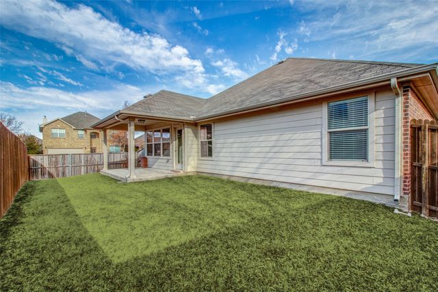 2100 Willow Creek Drive, Little Elm, TX 75068