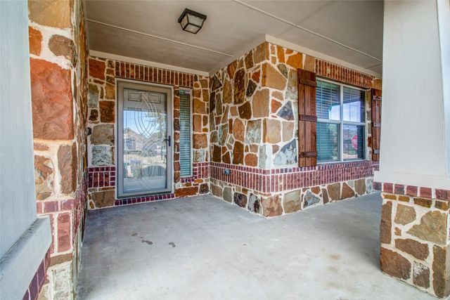 2100 Willow Creek Drive, Little Elm, TX 75068