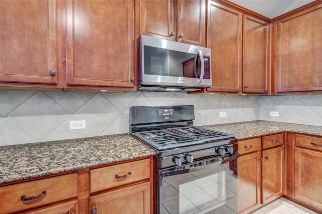 2100 Willow Creek Drive, Little Elm, TX 75068