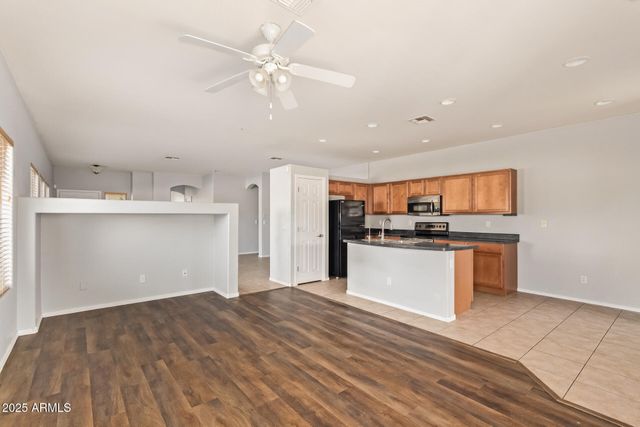 45071 W DESERT CEDARS Lane, Maricopa, AZ 85139