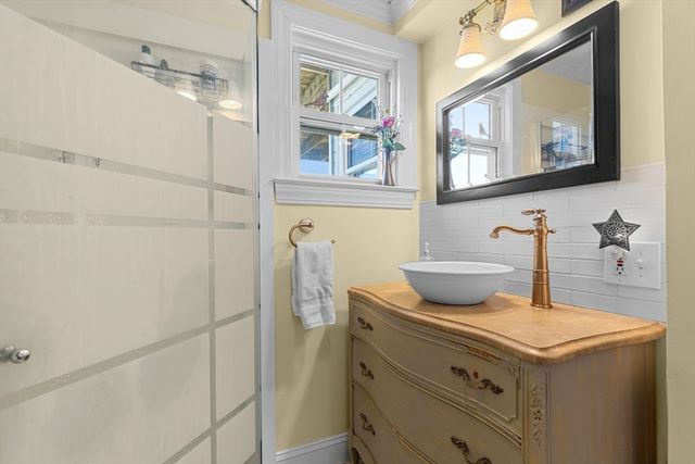 204 Sandwich Street 1, Plymouth, MA 02360