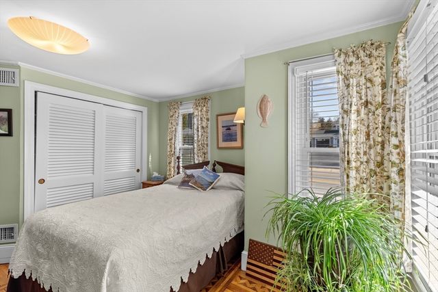 204 Sandwich Street 1, Plymouth, MA 02360