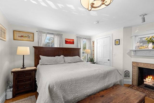 204 Sandwich Street 1, Plymouth, MA 02360