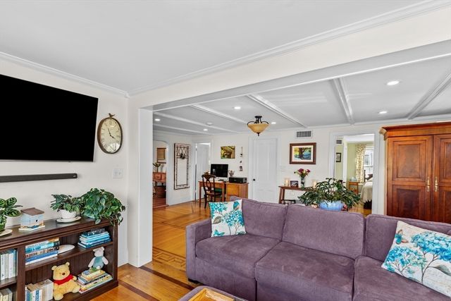 204 Sandwich Street 1, Plymouth, MA 02360