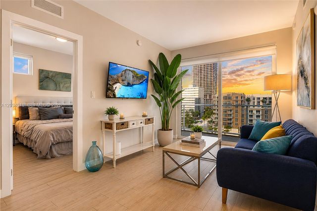 321 NE 26th Street 806, Miami, FL 33137