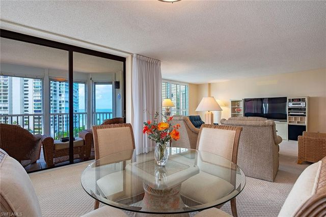 4401 Gulf Shore BLVD N 1007, Naples, FL 34103