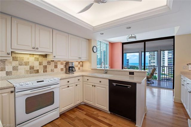 4401 Gulf Shore BLVD N 1007, Naples, FL 34103