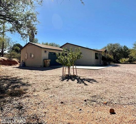 895 Calle Alabastro, Rio Rico, AZ 85648