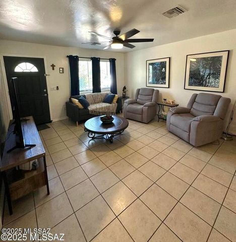 895 Calle Alabastro, Rio Rico, AZ 85648