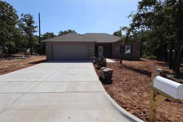 175 Lori Drive, Mineral Wells, TX 76067