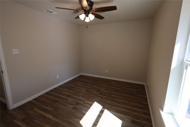 175 Lori Drive, Mineral Wells, TX 76067