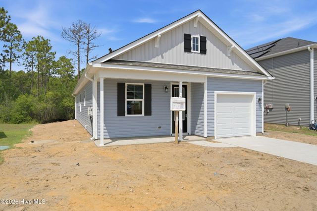 1693 W Coronado Avenue SE, Bolivia, NC 28422