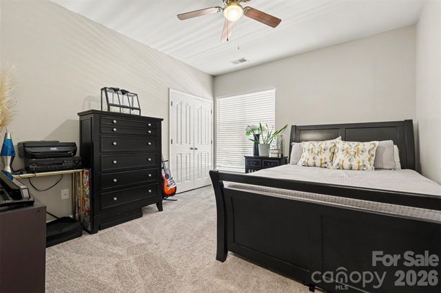 10616 Hill Point Court, Charlotte, NC 28262