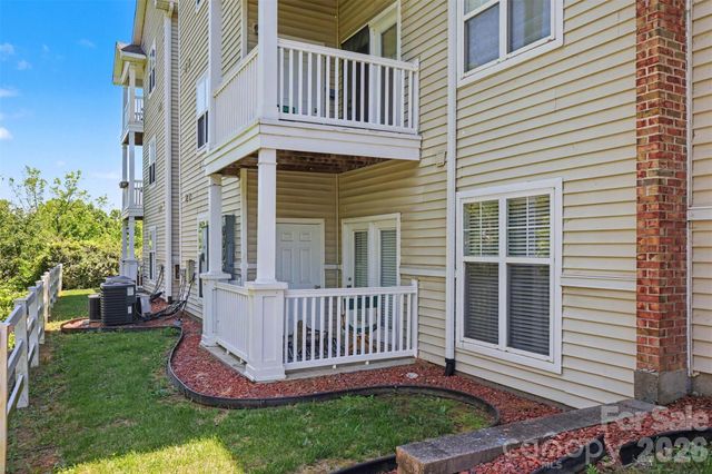 10616 Hill Point Court, Charlotte, NC 28262