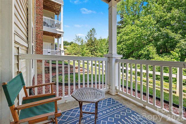 10616 Hill Point Court, Charlotte, NC 28262