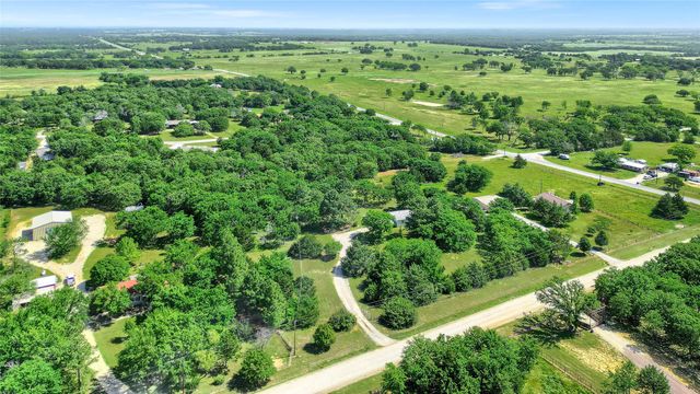 81 CR 118, Whitesboro, TX 76273