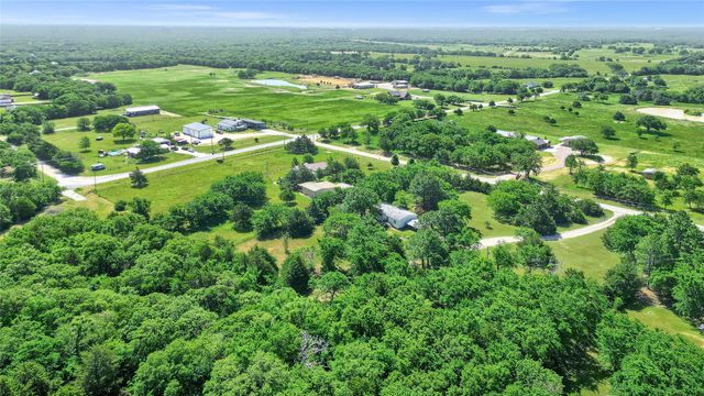 81 CR 118, Whitesboro, TX 76273