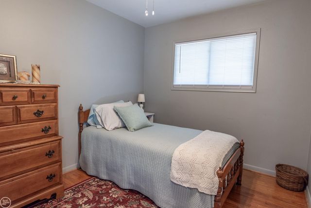 8324 Darlene Street, Warren, MI 48093