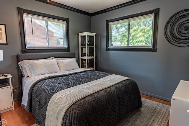 8324 Darlene Street, Warren, MI 48093