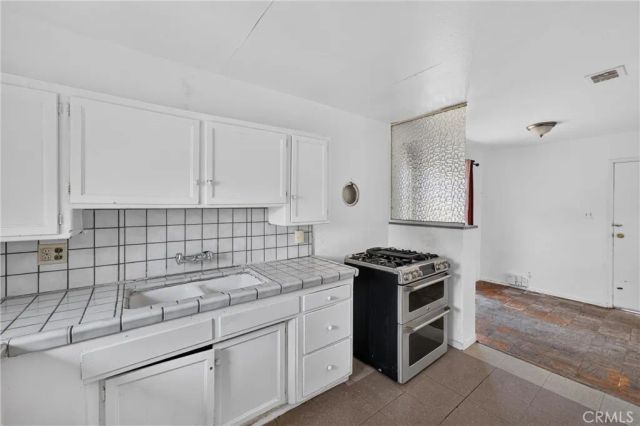 15335 Temple Avenue, La Puente, CA 91744