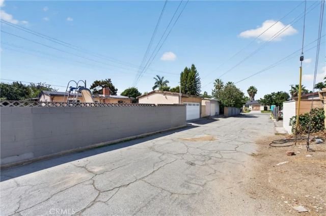 15335 Temple Avenue, La Puente, CA 91744