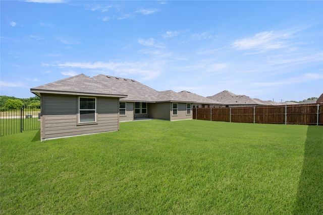 2608 Streamside Drive, Burleson, TX 76028